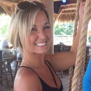 Meet your Posher, Alicia